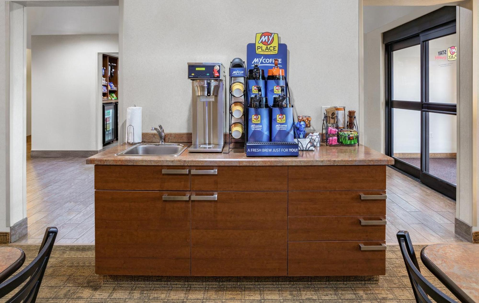 My Place Hotel-Pittsburgh North/Monaca, Pa Екстериор снимка